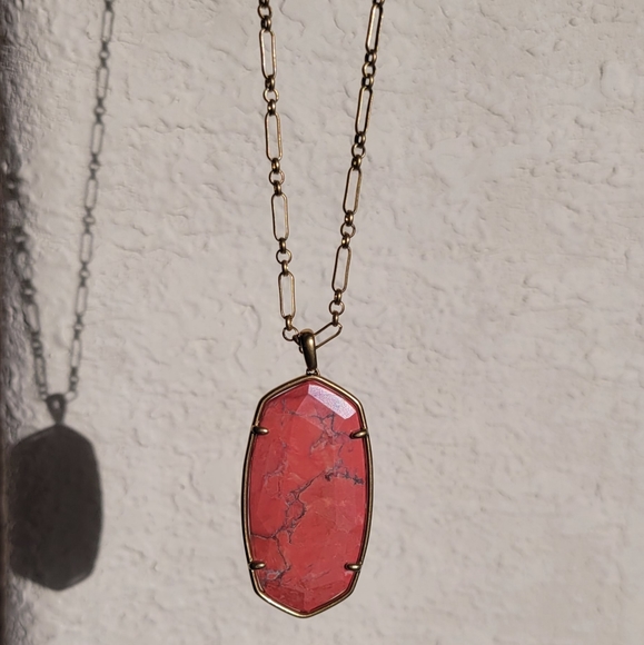 NWT LONG FACETED NECKLACE - Picture 6 of 10